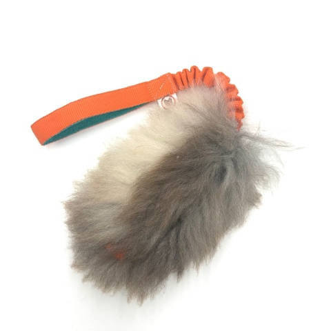 Szarpak z owczej skóry