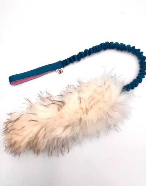 Szarpak z owczej skóry